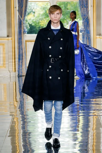 Look 23